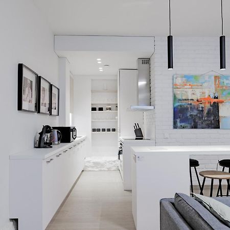Buddha Luxury Apartment Kaunas city centre Exterior foto
